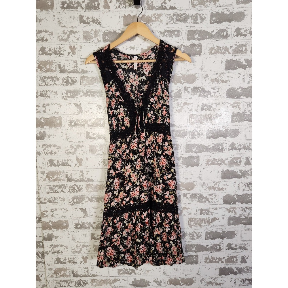 Xhilaration Dress Size‎ Large Black Floral Boho Lace Ruffle Hem Cottagecore